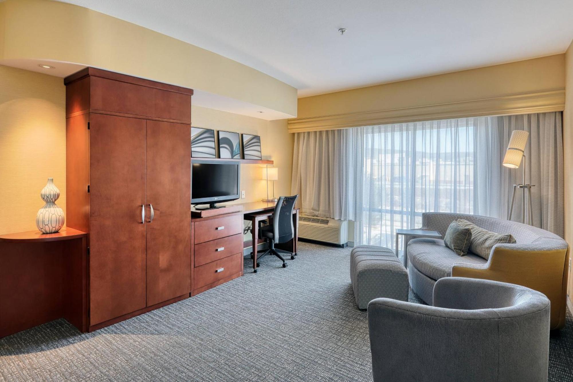 Hotel Courtyard By Marriott York Exterior foto